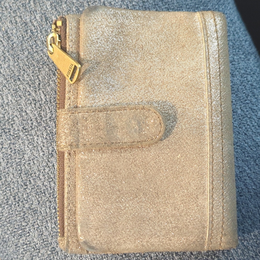 Fossil Fold Wallet In Metallic Light Gold/Tan - image 1